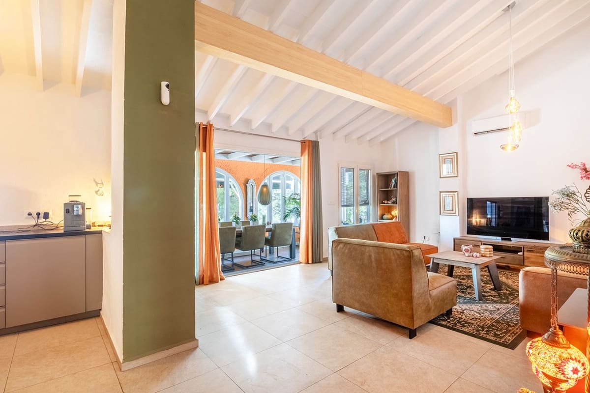 2 soveværelse Villa til salg i Competa med swimmingpool garage - € 480.000 (Ref: 10080266)
