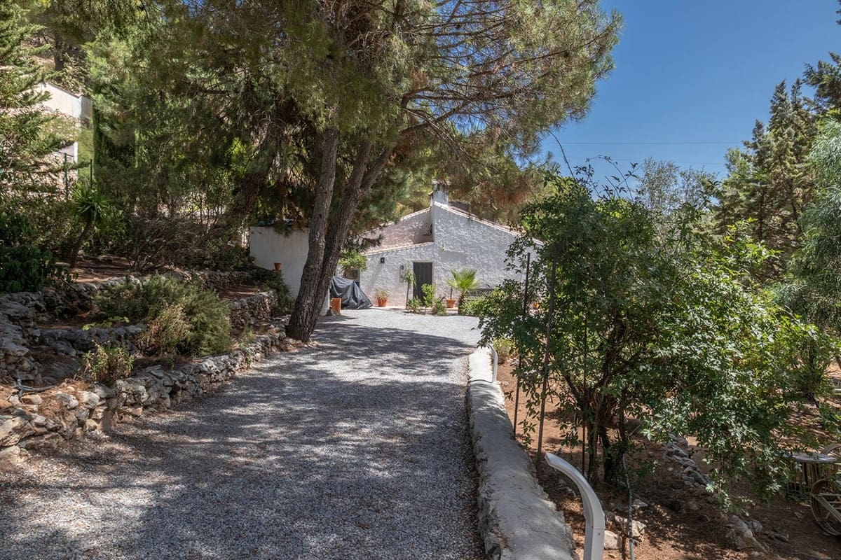 2 soveværelse Villa til salg i Competa med swimmingpool garage - € 480.000 (Ref: 10080266)