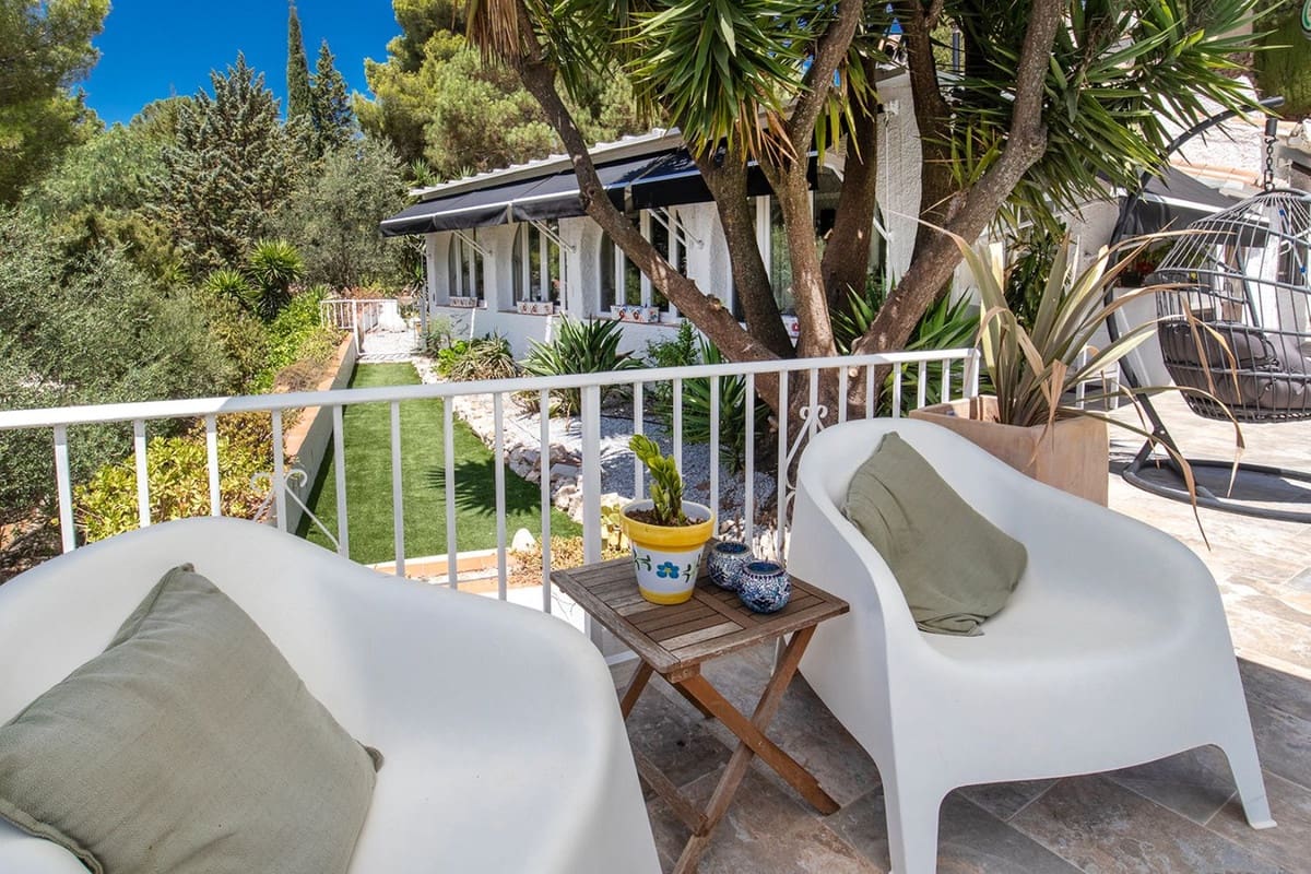 2 soveværelse Villa til salg i Competa med swimmingpool garage - € 480.000 (Ref: 10080266)