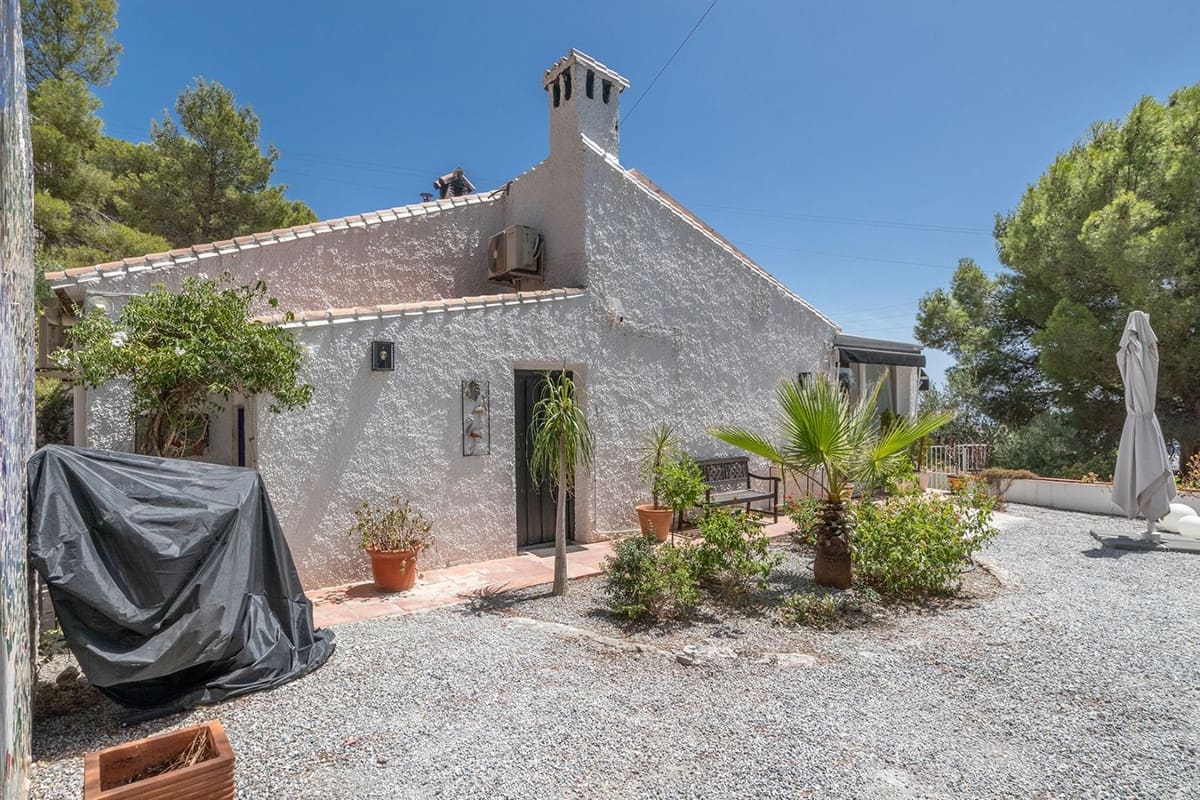 2 soveværelse Villa til salg i Competa med swimmingpool garage - € 480.000 (Ref: 10080266)