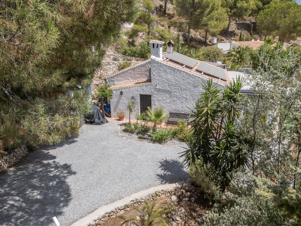 2 soveværelse Villa til salg i Competa med swimmingpool garage - € 480.000 (Ref: 10080266)