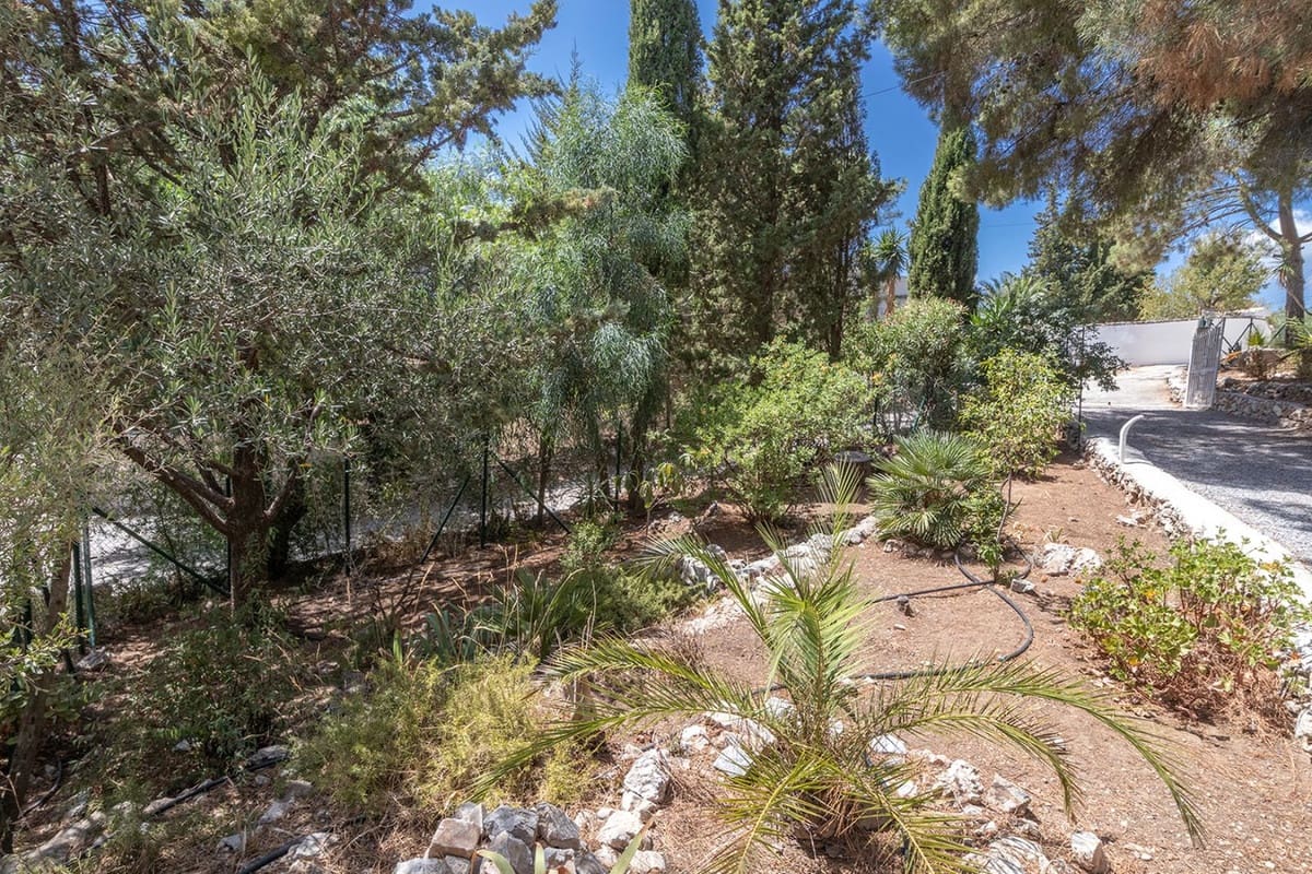 2 soveværelse Villa til salg i Competa med swimmingpool garage - € 480.000 (Ref: 10080266)