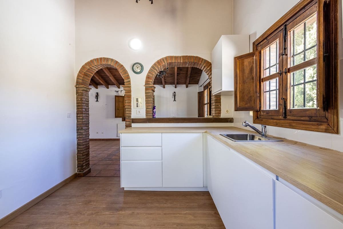 Finca/Casa Rural de 3 habitaciones en Cómpeta en venta con piscina garaje - 395.000 € (Ref: 10081826)