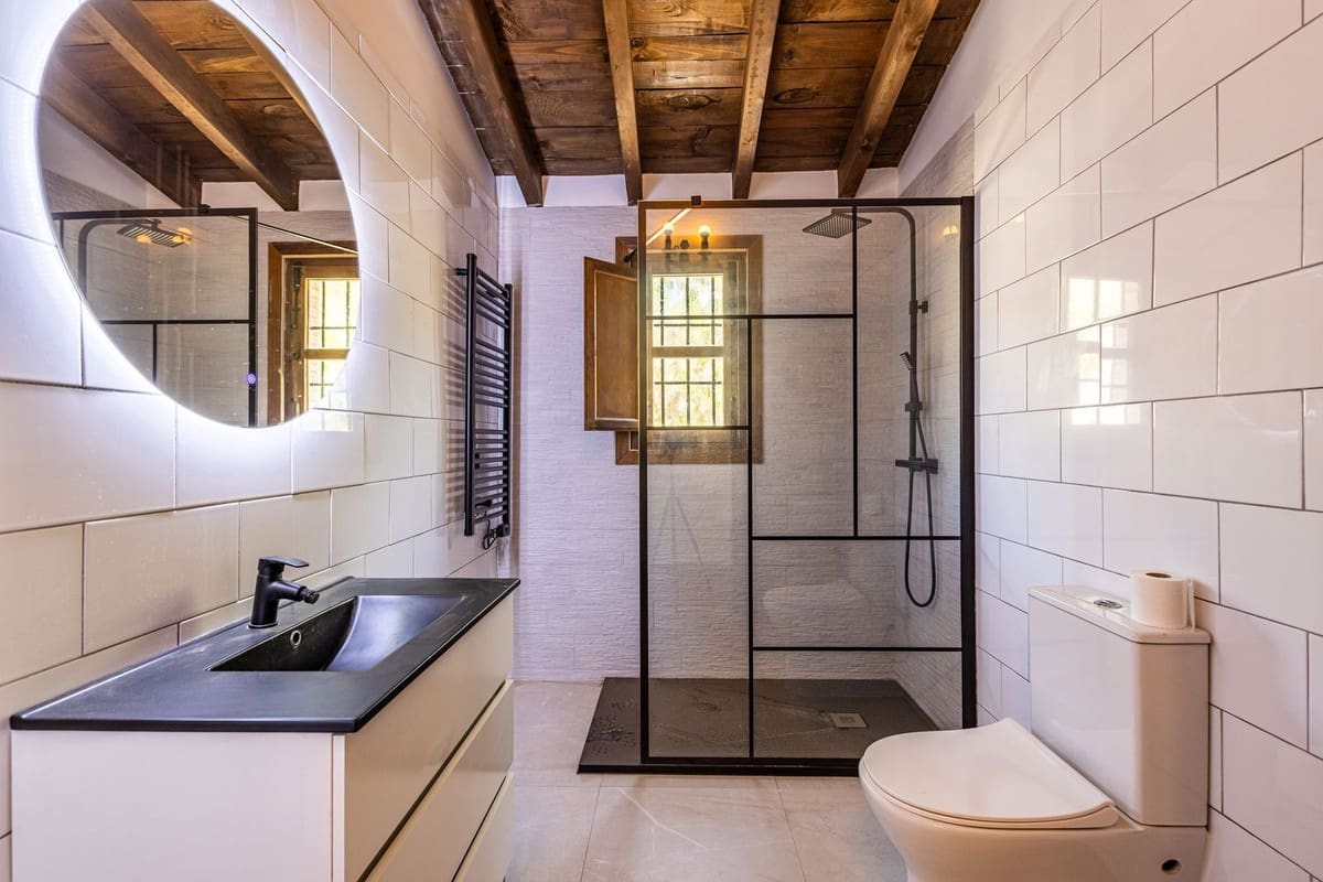 Finca/Casa Rural de 3 habitaciones en Cómpeta en venta con piscina garaje - 395.000 € (Ref: 10081826)