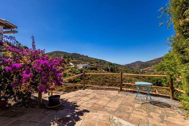 Finca/Casa Rural de 3 habitaciones en Cómpeta en venta con piscina garaje - 395.000 € (Ref: 10081826)