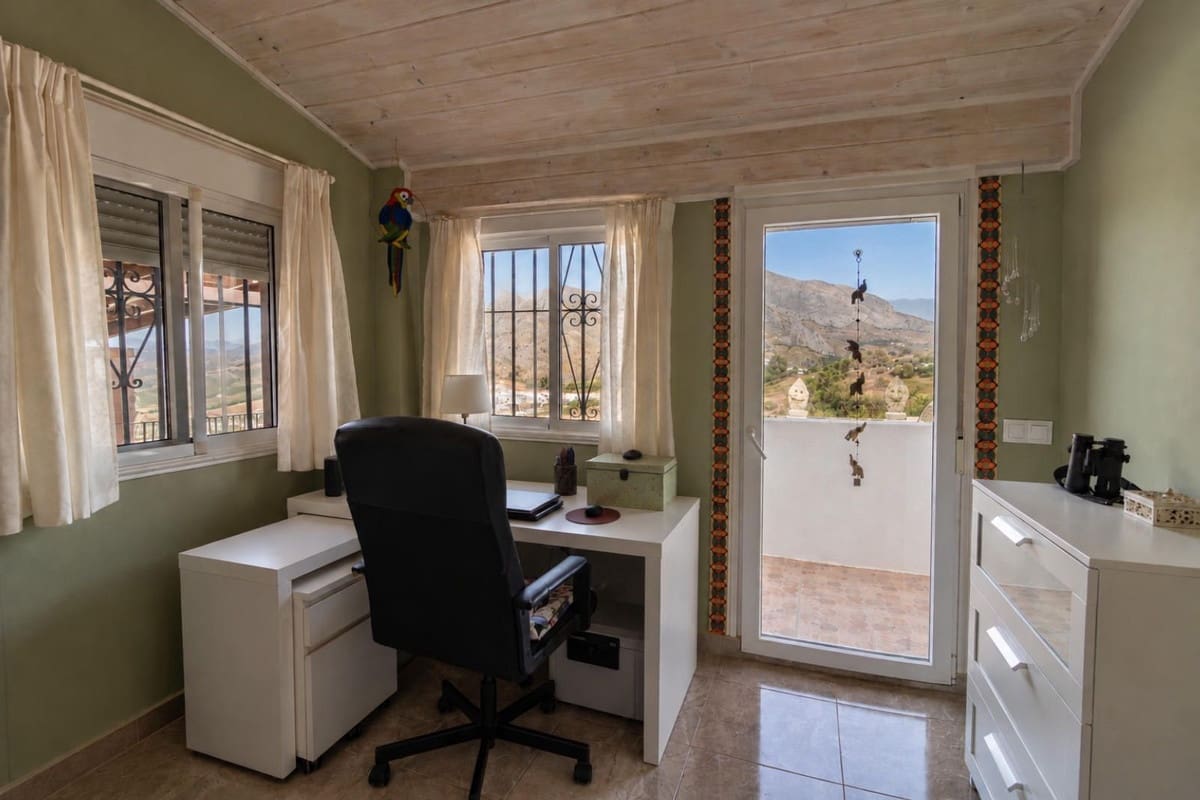 3 Zimmer Finca/Landgut zu verkaufen in Valle de Abdalajis mit Pool Garage - 345.000 € (Ref: 10081827)