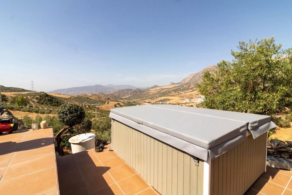 3 Zimmer Finca/Landgut zu verkaufen in Valle de Abdalajis mit Pool Garage - 345.000 € (Ref: 10081827)