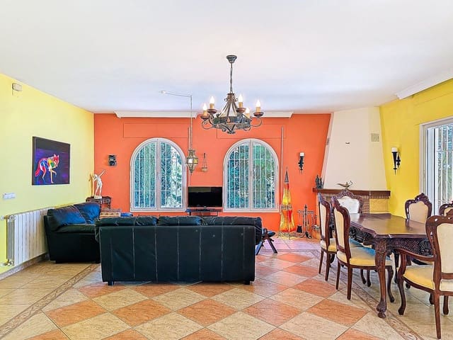 3 Zimmer Villa zu verkaufen in Arenas mit Pool Garage - 489.000 € (Ref: 10085029)