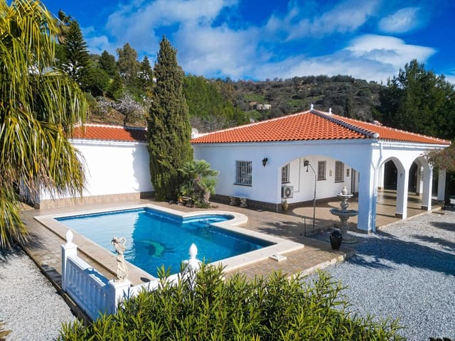 3 Zimmer Villa zu verkaufen in Arenas mit Pool Garage - 489.000 € (Ref: 10085029)