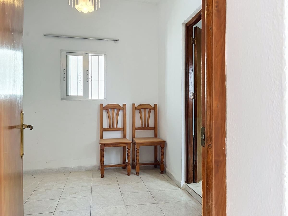 4 bedroom Townhouse for sale in Canillas de Aceituno - € 98,000 (Ref: 10088680)