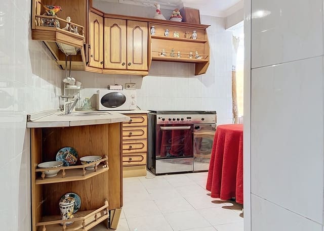 4 bedroom Townhouse for sale in Canillas de Aceituno - € 98,000 (Ref: 10088680)