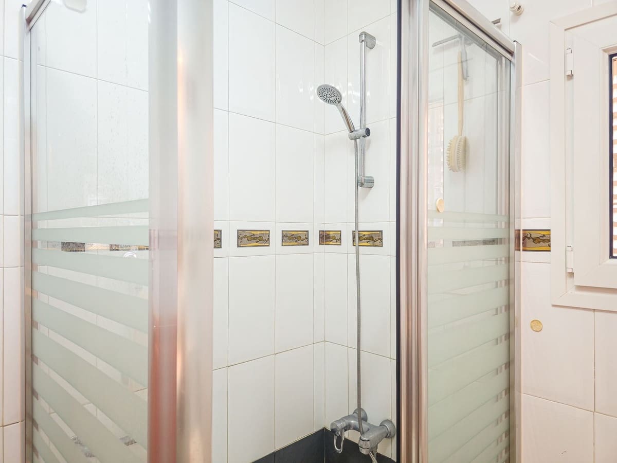3 soverom Villa til salgs i Arenas med svømmebasseng garasje - € 499 000 (Ref: 10090045)