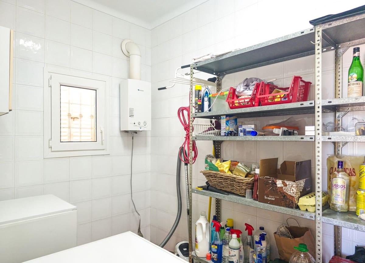 3 soverom Villa til salgs i Arenas med svømmebasseng garasje - € 499 000 (Ref: 10090045)