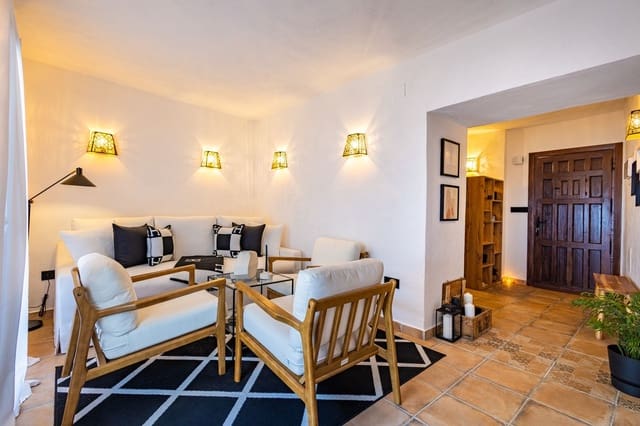 2 sovrum Hus till salu i Canillas de Aceituno med garage - 195 000 € (Ref: 10095025)