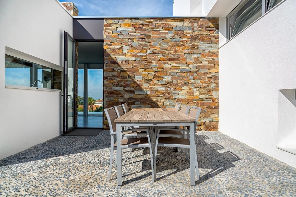 4 quarto Moradia para venda em Malaga cidade com piscina garagem - 1 995 000 € (Ref: 10095467)