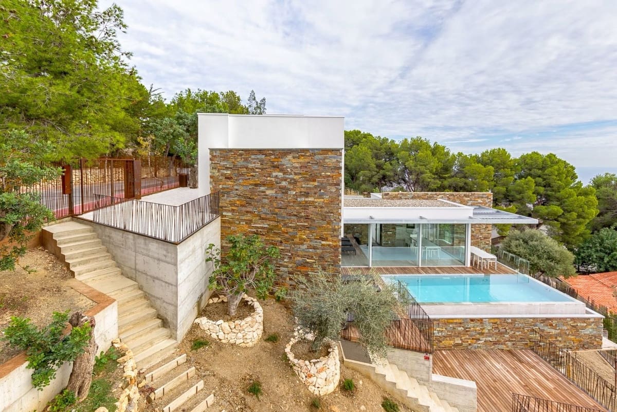 4 quarto Moradia para venda em Malaga cidade com piscina garagem - 1 995 000 € (Ref: 10095467)