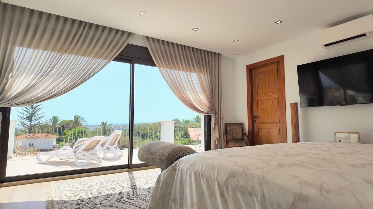 5 slaapkamer Villa te koop in El Paraiso met zwembad garage - € 7.700.000 (Ref: 10095707)