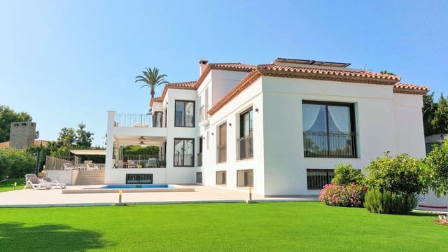 5 slaapkamer Villa te koop in El Paraiso, Estepona met zwembad garage - € 7.700.000 (Ref: 10095707)