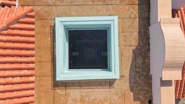 5 slaapkamer Villa te koop in El Paraiso, Estepona met zwembad garage - € 7.700.000 (Ref: 10095707)