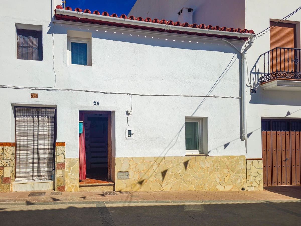 3 sovrum Hus till salu i Alfarnate - 255 000 € (Ref: 10097442)
