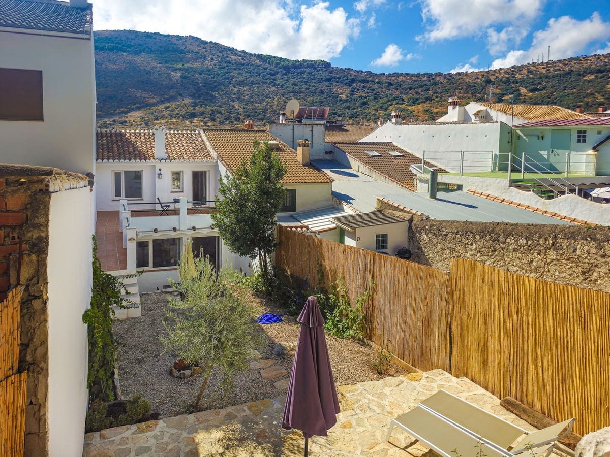 3 sovrum Hus till salu i Alfarnate - 255 000 € (Ref: 10097442)