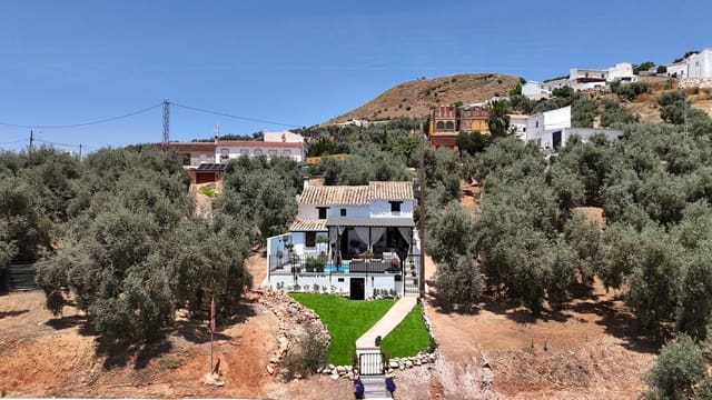 2 quarto Quinta/Casa Rural para venda em Villanueva de Algaidas com piscina - 135 000 € (Ref: 10098617)