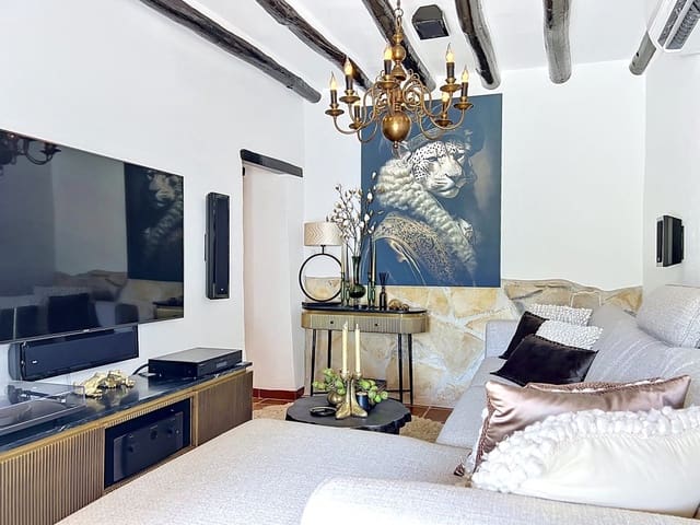 2 quarto Quinta/Casa Rural para venda em Villanueva de Algaidas com piscina - 135 000 € (Ref: 10098617)