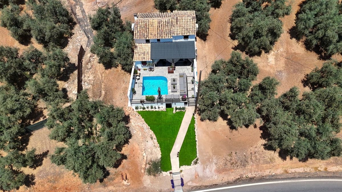 2 quarto Quinta/Casa Rural para venda em Villanueva de Algaidas com piscina - 135 000 € (Ref: 10098617)