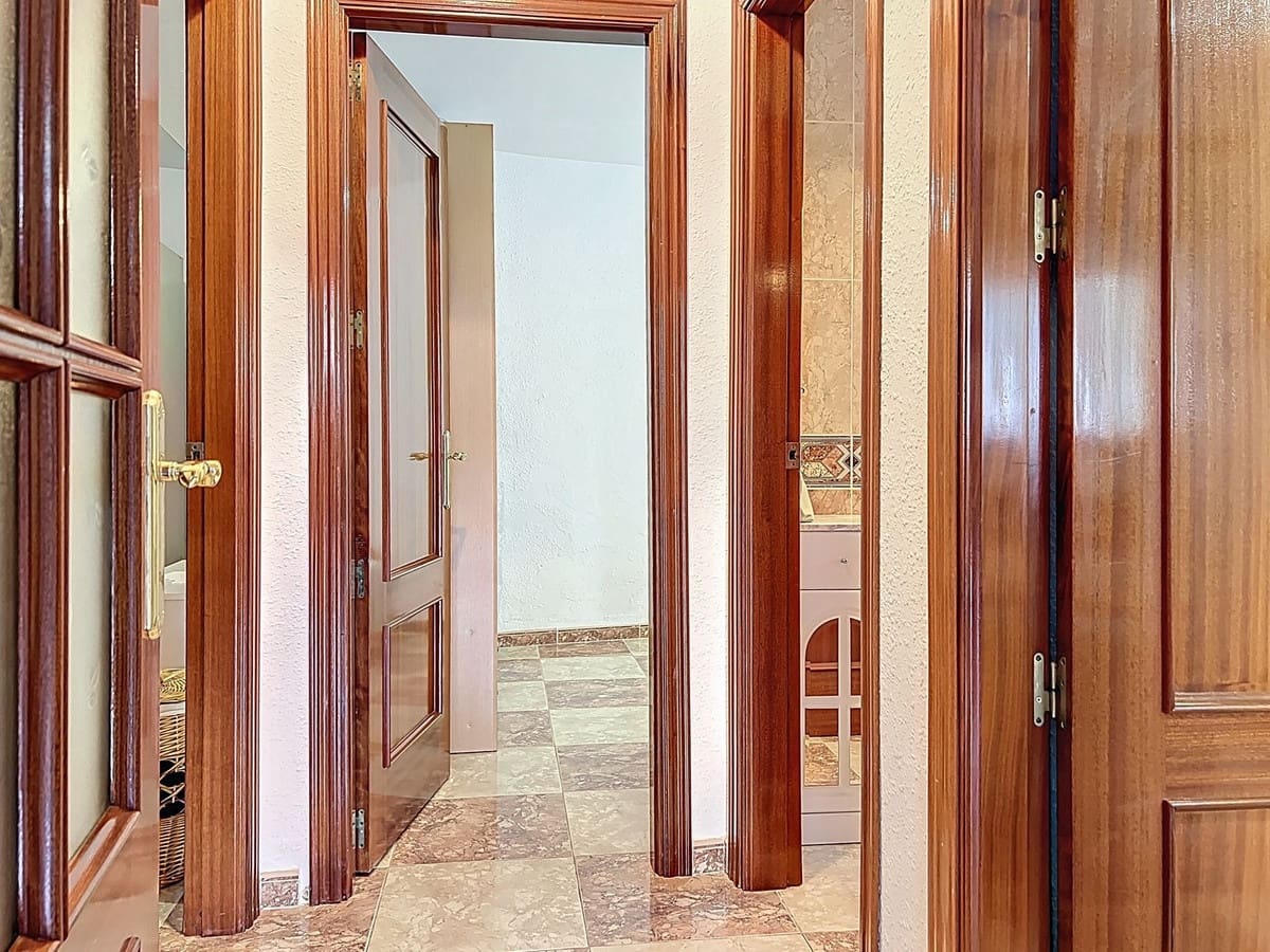 Casa de 3 habitaciones en Canillas de Aceituno en venta - 129.000 € (Ref: 10101002)