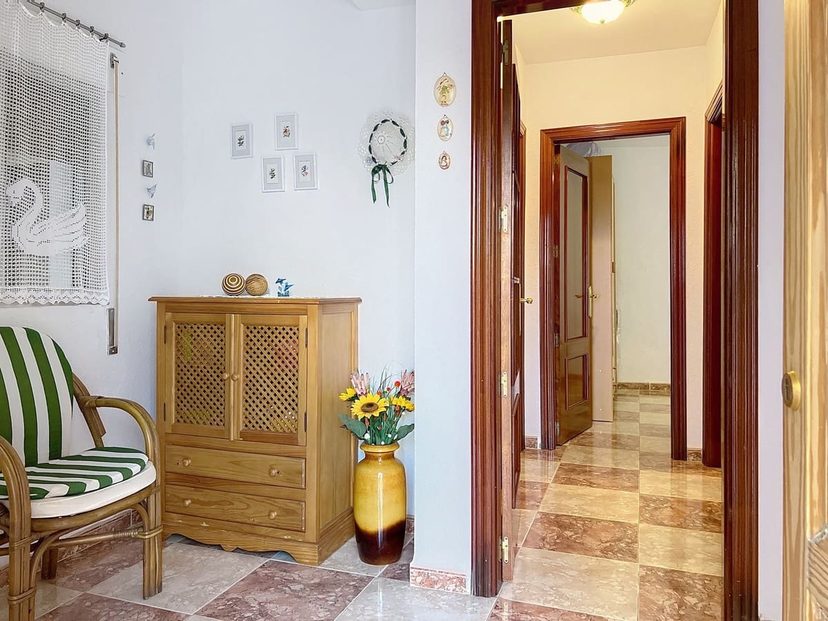 Casa de 3 habitaciones en Canillas de Aceituno en venta - 129.000 € (Ref: 10101002)