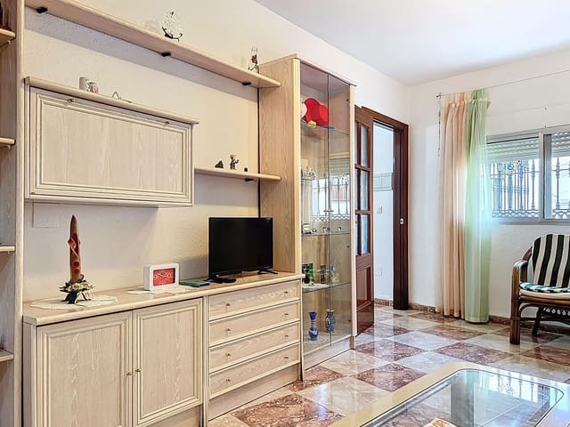 Casa de 3 habitaciones en Canillas de Aceituno en venta - 129.000 € (Ref: 10101002)