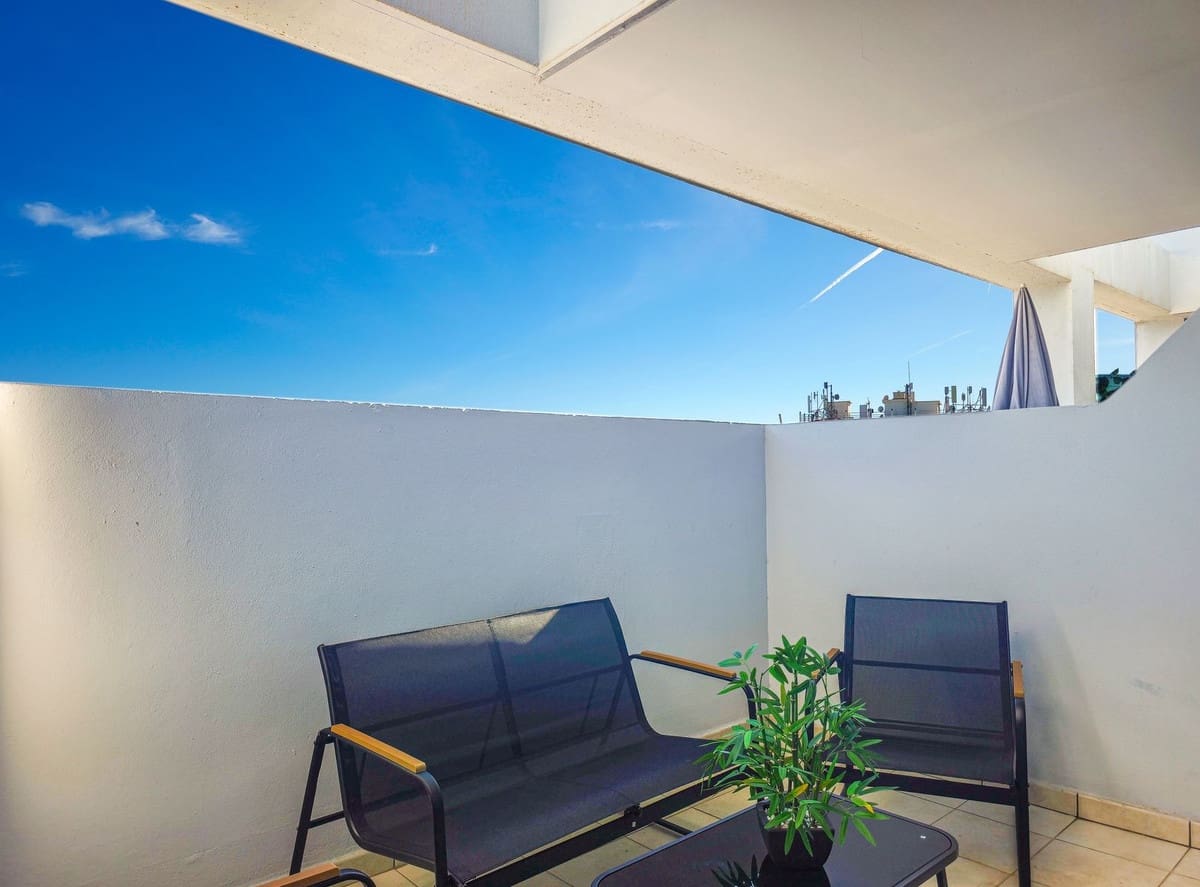1 makuuhuone Huoneisto myytävänä paikassa Benalmadena mukana 
autotalli - 199 000 € (Ref: 10110214)