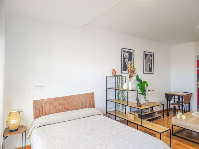 1 makuuhuone Huoneisto myytävänä paikassa Benalmádena mukana 
autotalli - 199 000 € (Ref: 10110214)