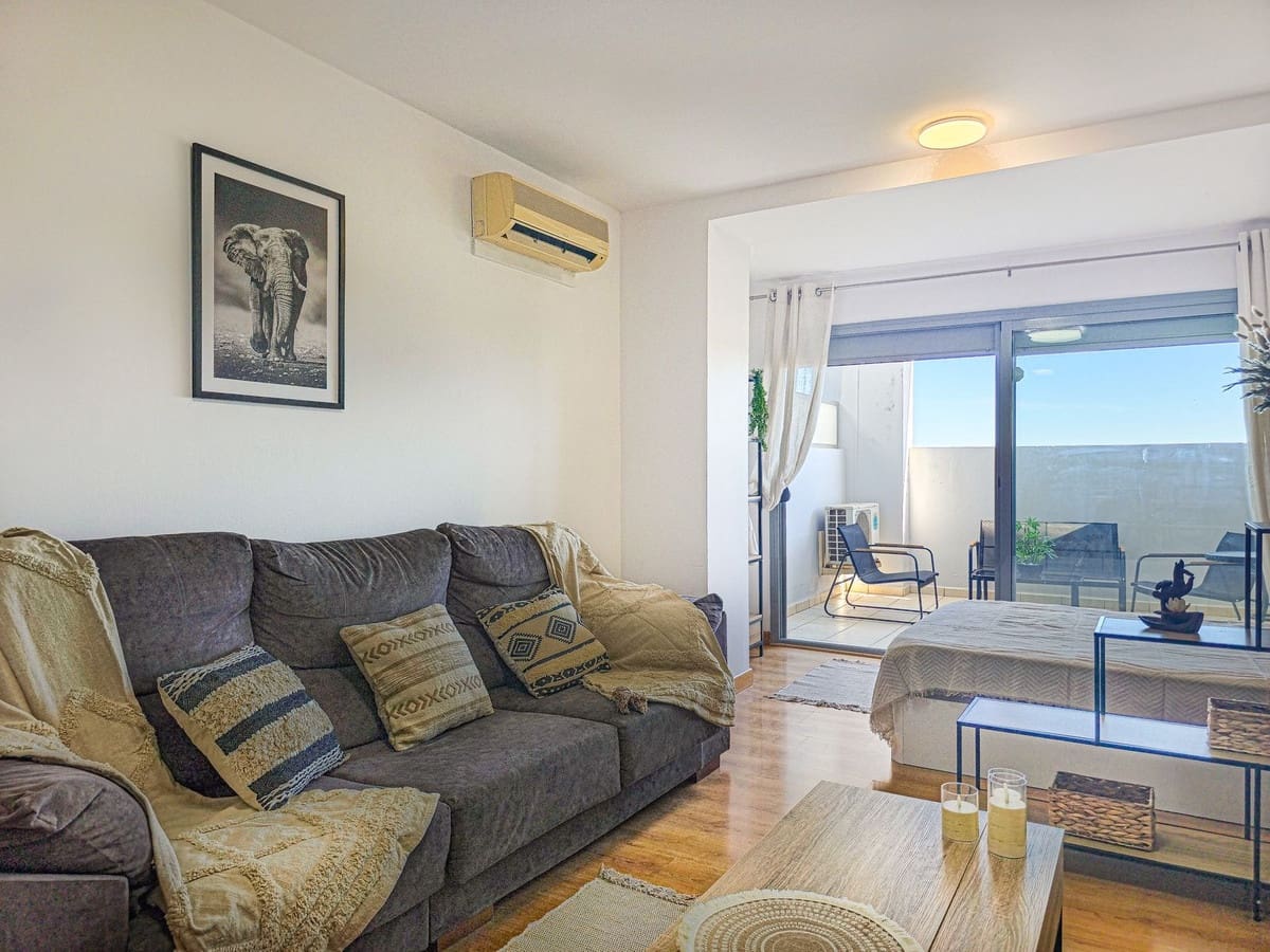 1 makuuhuone Huoneisto myytävänä paikassa Benalmadena mukana 
autotalli - 199 000 € (Ref: 10110214)