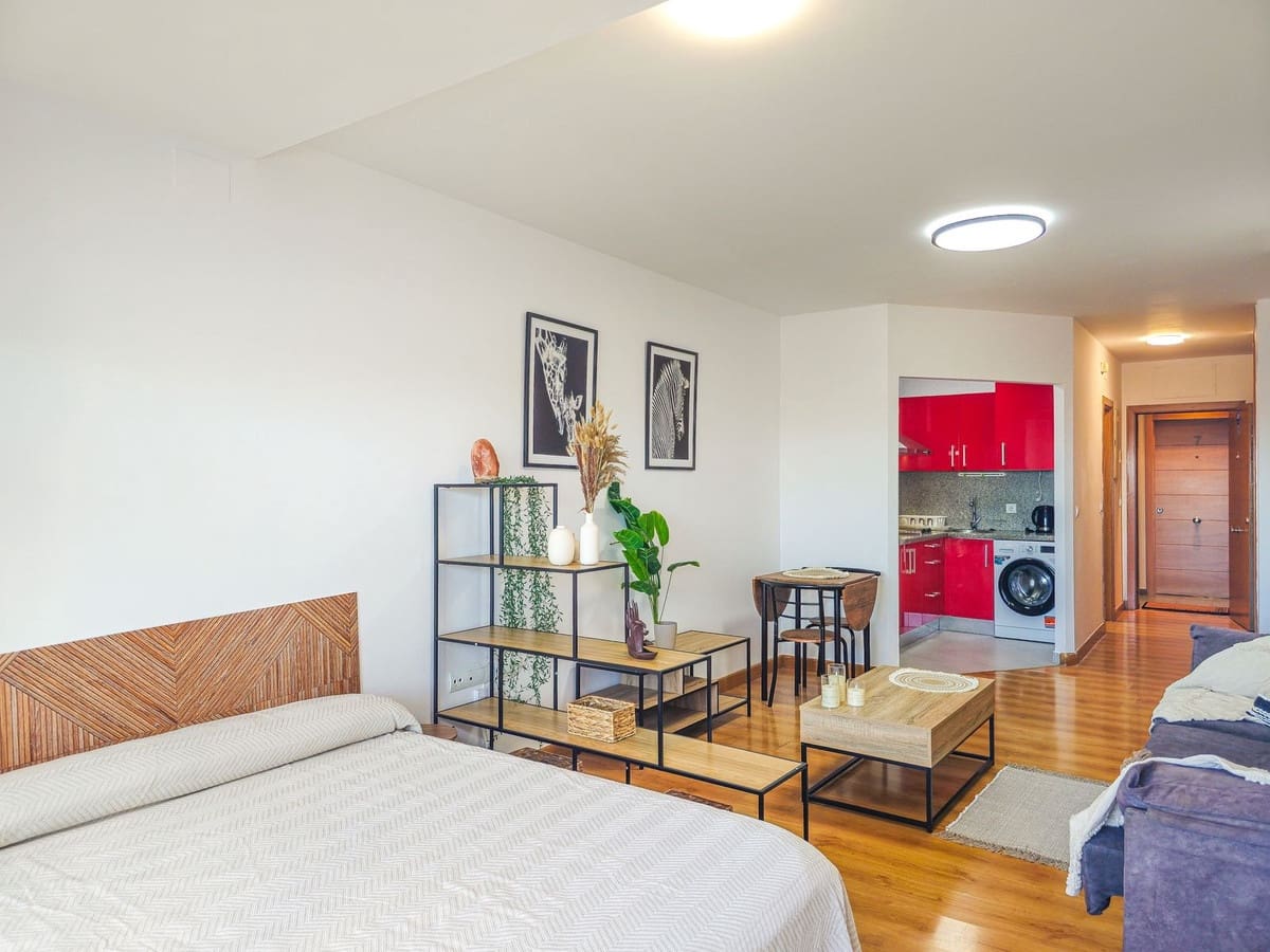 1 makuuhuone Huoneisto myytävänä paikassa Benalmadena mukana 
autotalli - 199 000 € (Ref: 10110214)