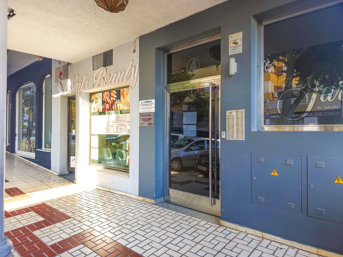 1 makuuhuone Huoneisto myytävänä paikassa Benalmadena mukana 
autotalli - 199 000 € (Ref: 10110214)