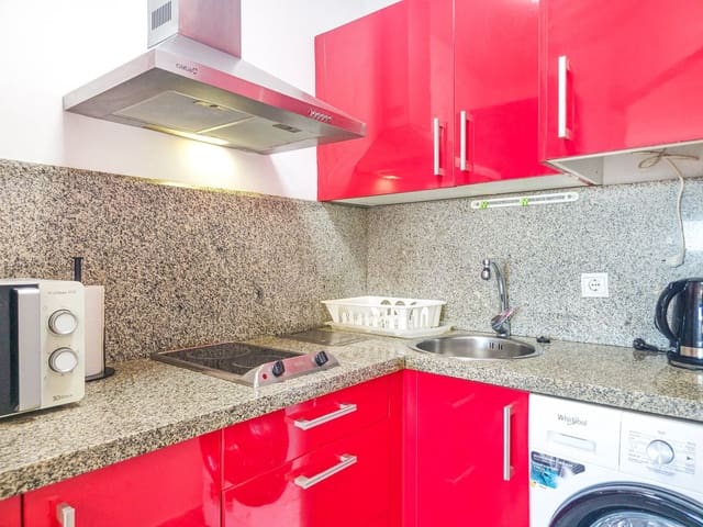 1 makuuhuone Huoneisto myytävänä paikassa Benalmádena mukana 
autotalli - 199 000 € (Ref: 10110214)