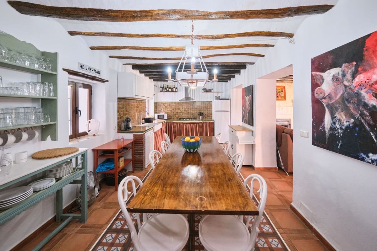 6 soverom Hotell til salgs i Fornes med svømmebasseng - € 275 000 (Ref: 10111133)