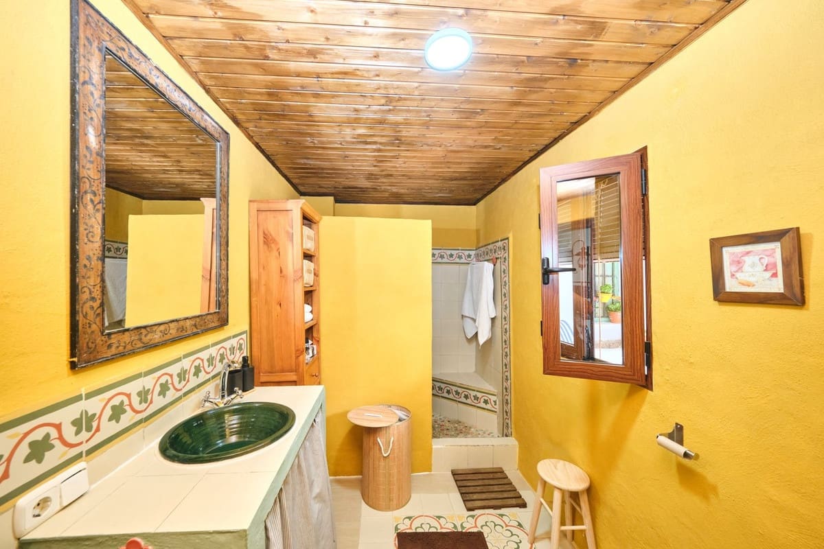 6 soverom Hotell til salgs i Fornes med svømmebasseng - € 275 000 (Ref: 10111133)