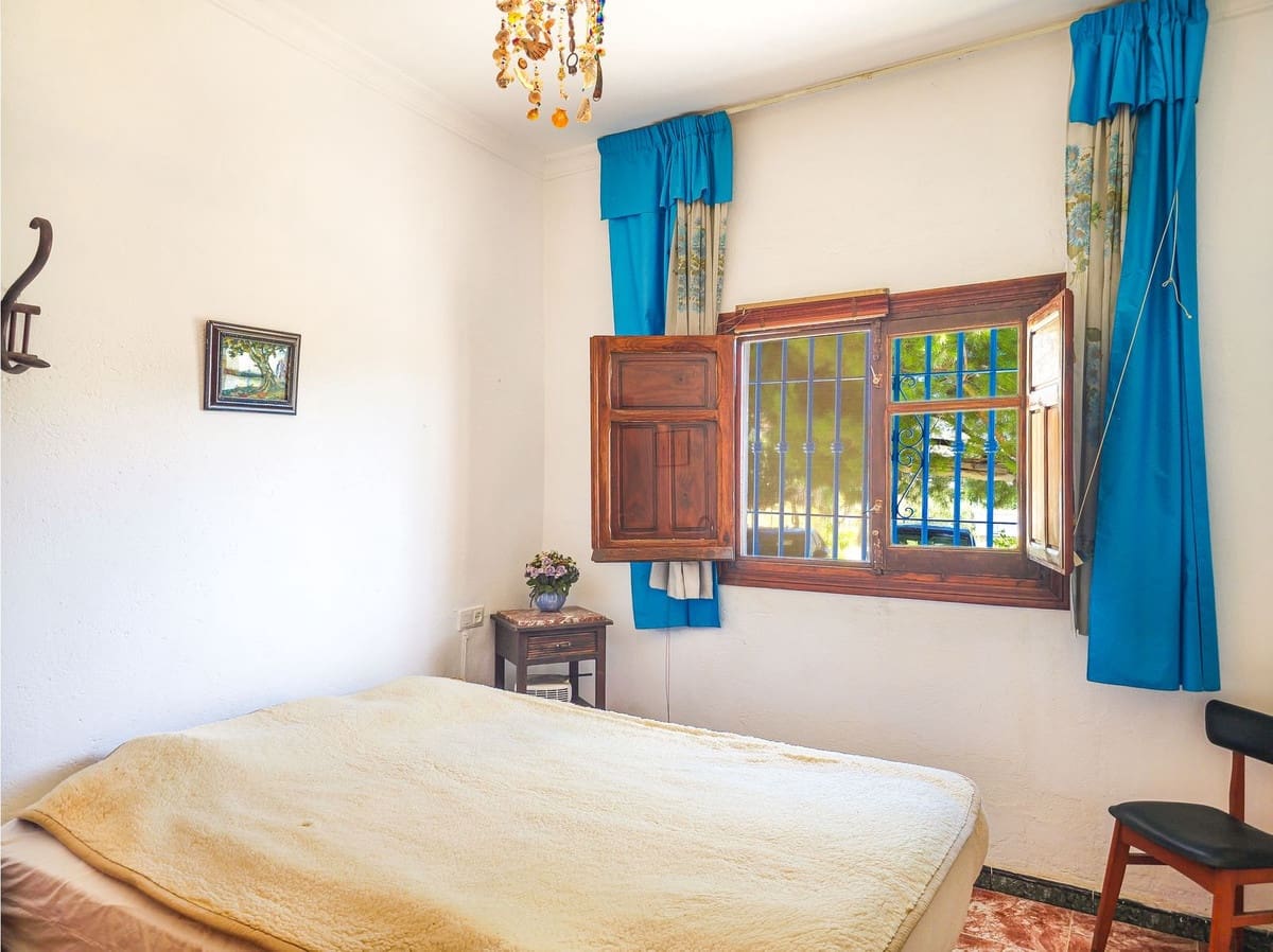 3 bedroom Finca/Country House for sale in Velez de Benaudalla with garage - € 298,000 (Ref: 10113548)