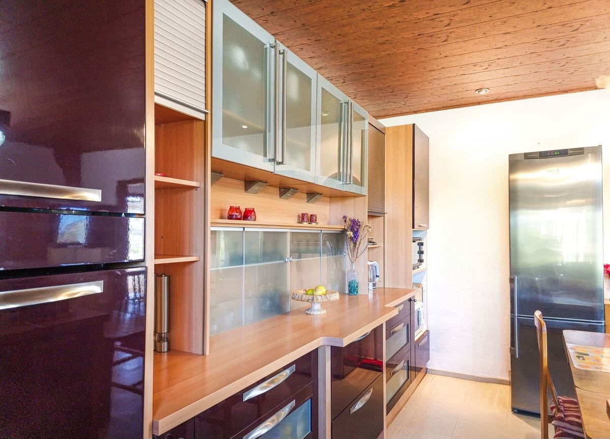3 bedroom Finca/Country House for sale in Velez de Benaudalla with garage - € 298,000 (Ref: 10113548)
