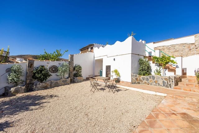 3 bedroom Townhouse for sale in Riogordo with garage - € 210,000 (Ref: 10123385)