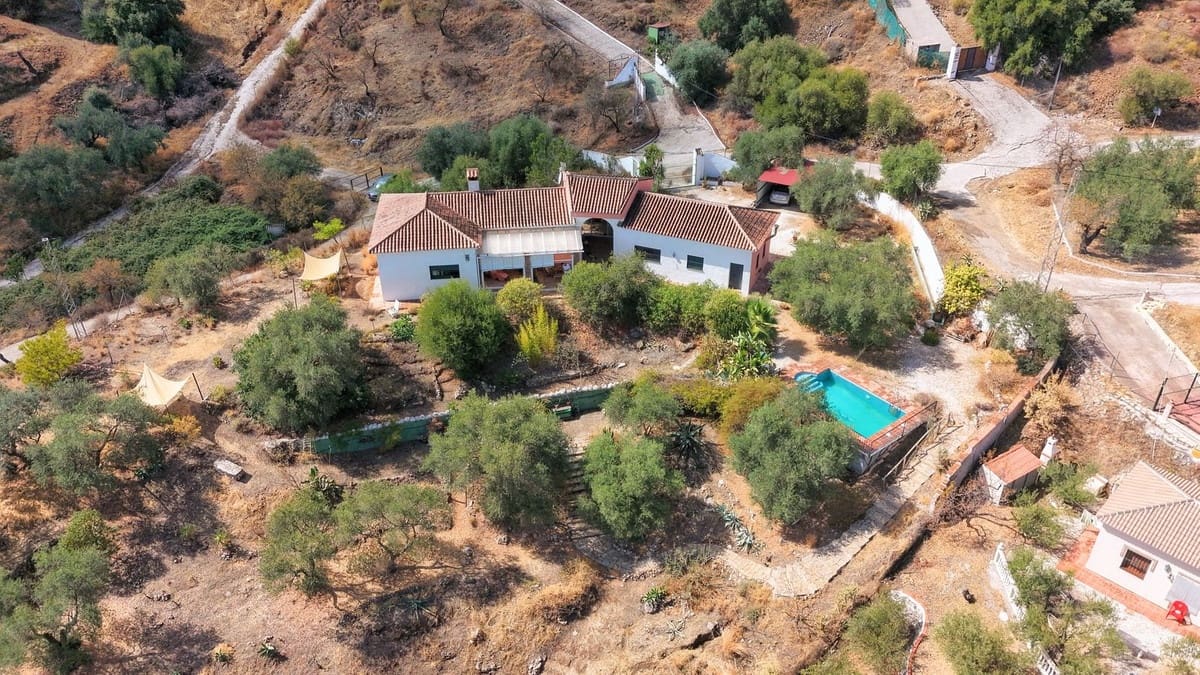 3 slaapkamer Finca/Landhuis te koop in Monda met zwembad garage - € 478.000 (Ref: 10125009)