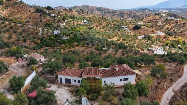3 slaapkamer Finca/Landhuis te koop in Monda met zwembad garage - € 478.000 (Ref: 10125009)