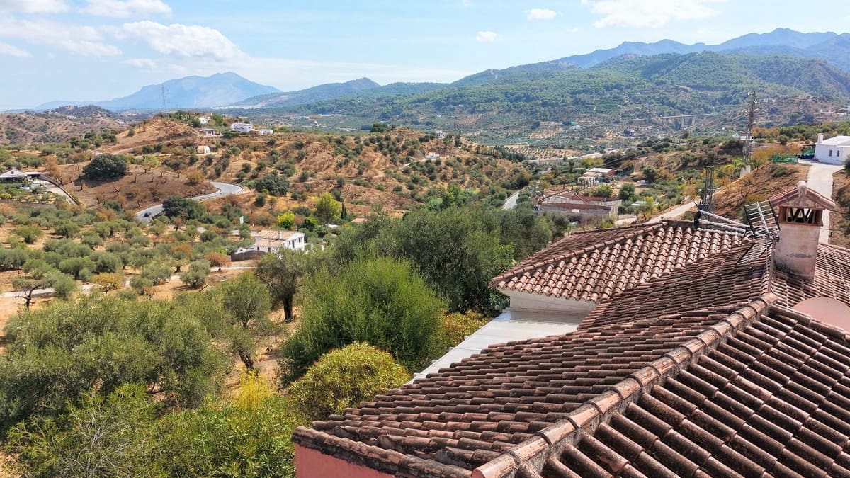 3 slaapkamer Finca/Landhuis te koop in Monda met zwembad garage - € 478.000 (Ref: 10125009)