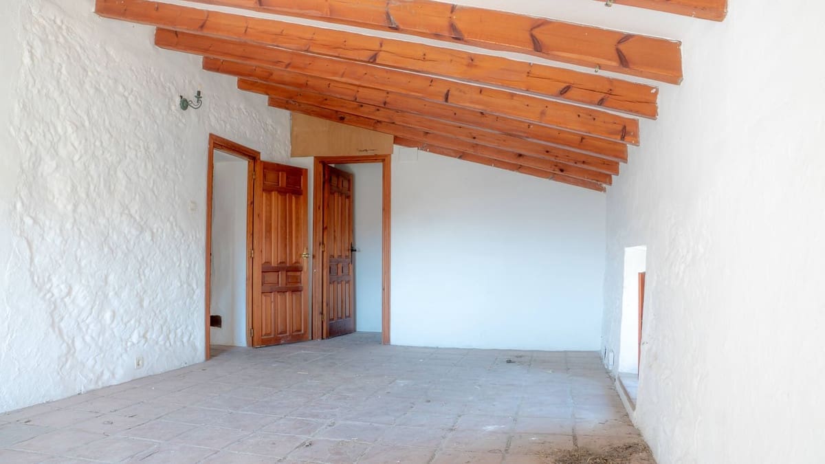 3 sovrum Finca/Hus på landet till salu i Pizarra med pool garage - 229 000 € (Ref: 10130411)