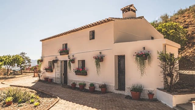 3 sovrum Finca/Hus på landet till salu i Pizarra med pool garage - 229 000 € (Ref: 10130411)