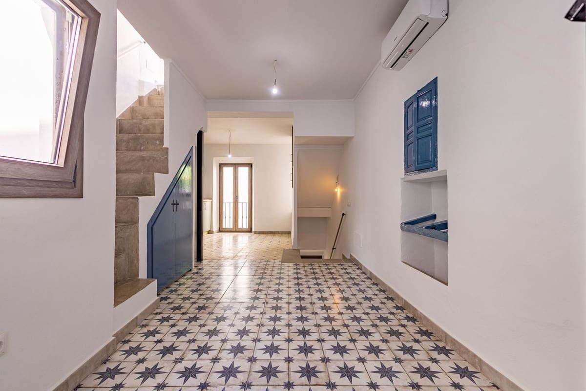 2 bedroom Townhouse for sale in Competa - € 289,000 (Ref: 10130625)