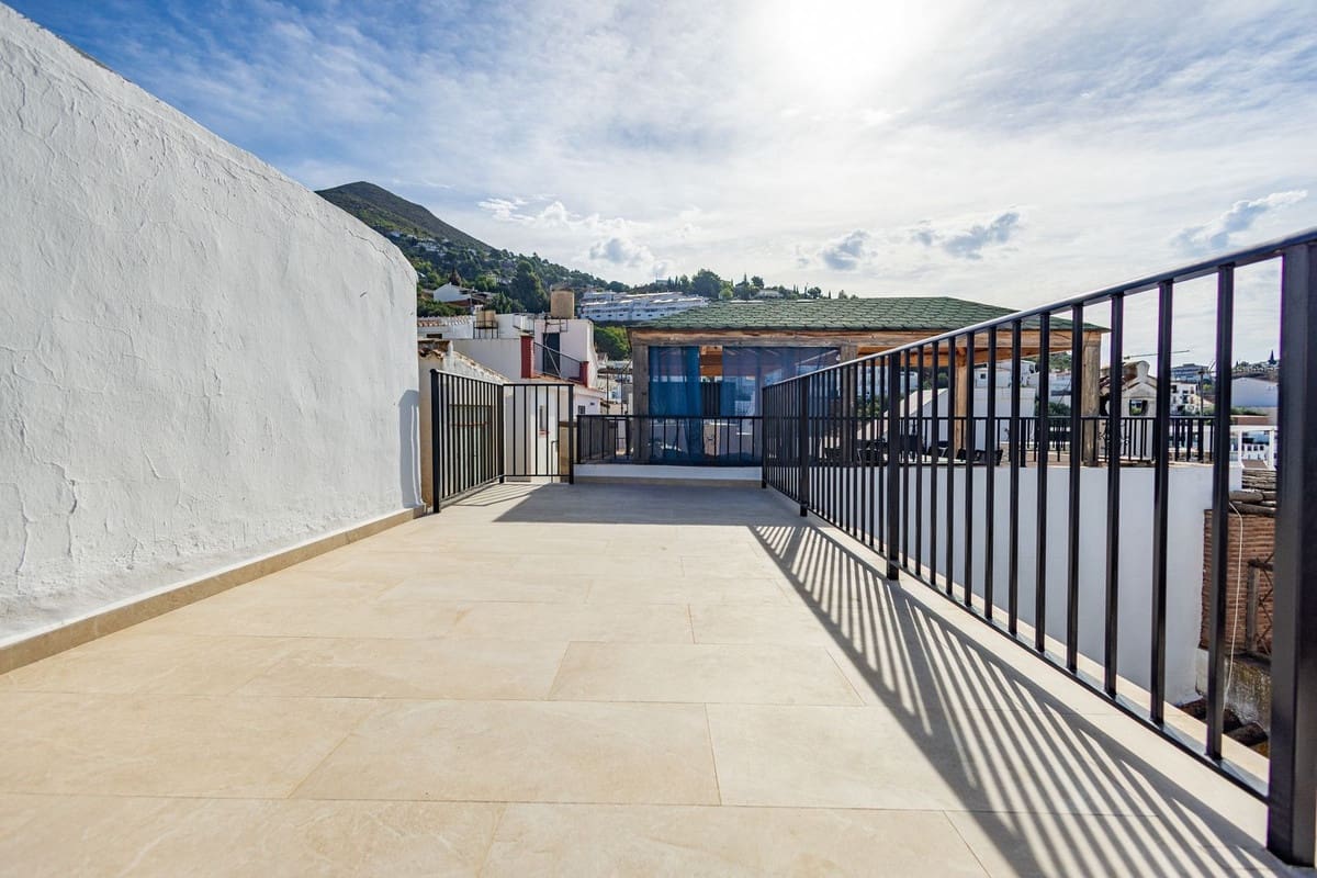 2 bedroom Townhouse for sale in Competa - € 289,000 (Ref: 10130625)