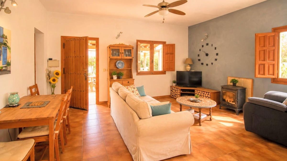 2 sypialnia Willa na sprzedaż w Alora z basenem garażem - 250 000 € (Ref: 10130626)